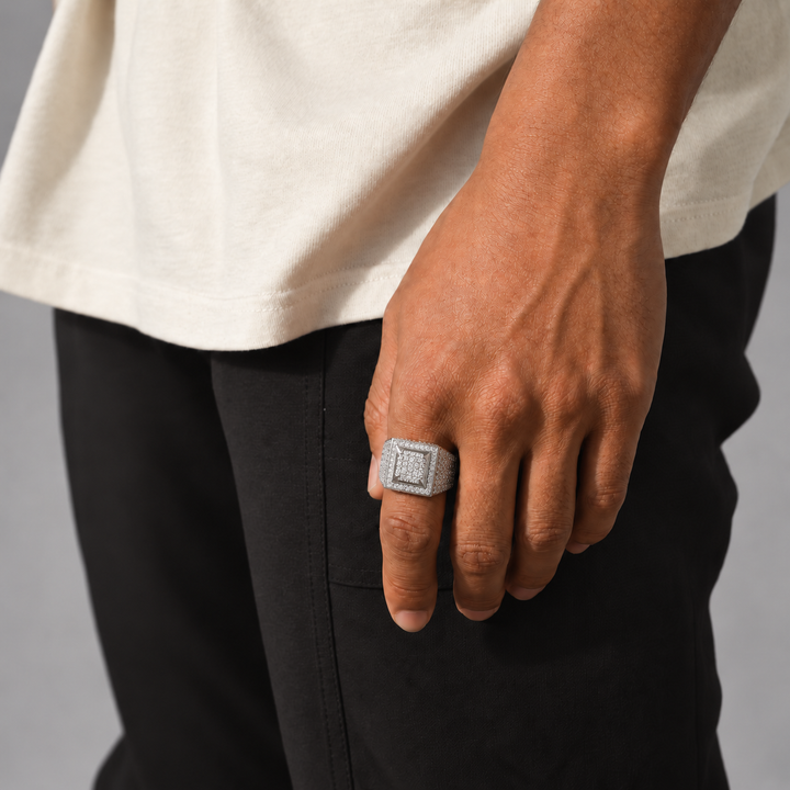 Crownstone Royale Ring
