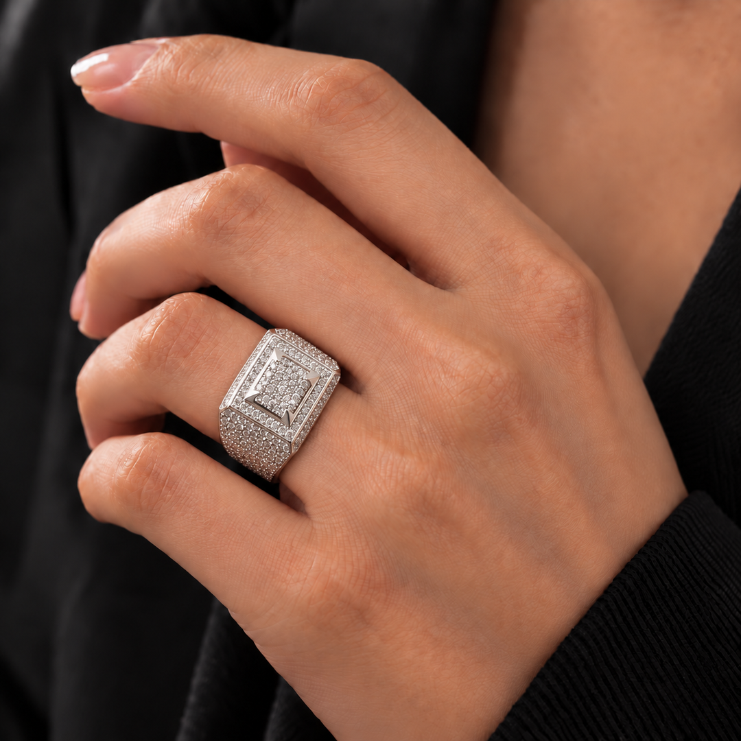 Crownstone Royale Ring