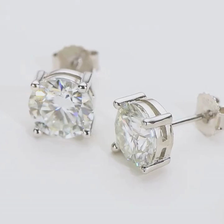 Moissanite Diamond Studs - Zilver